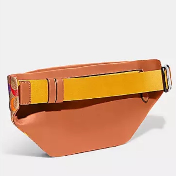 Coach Pride Track Belt Bag In Rainbow Signature Canvas! Like new ! - Picture 10 of 12